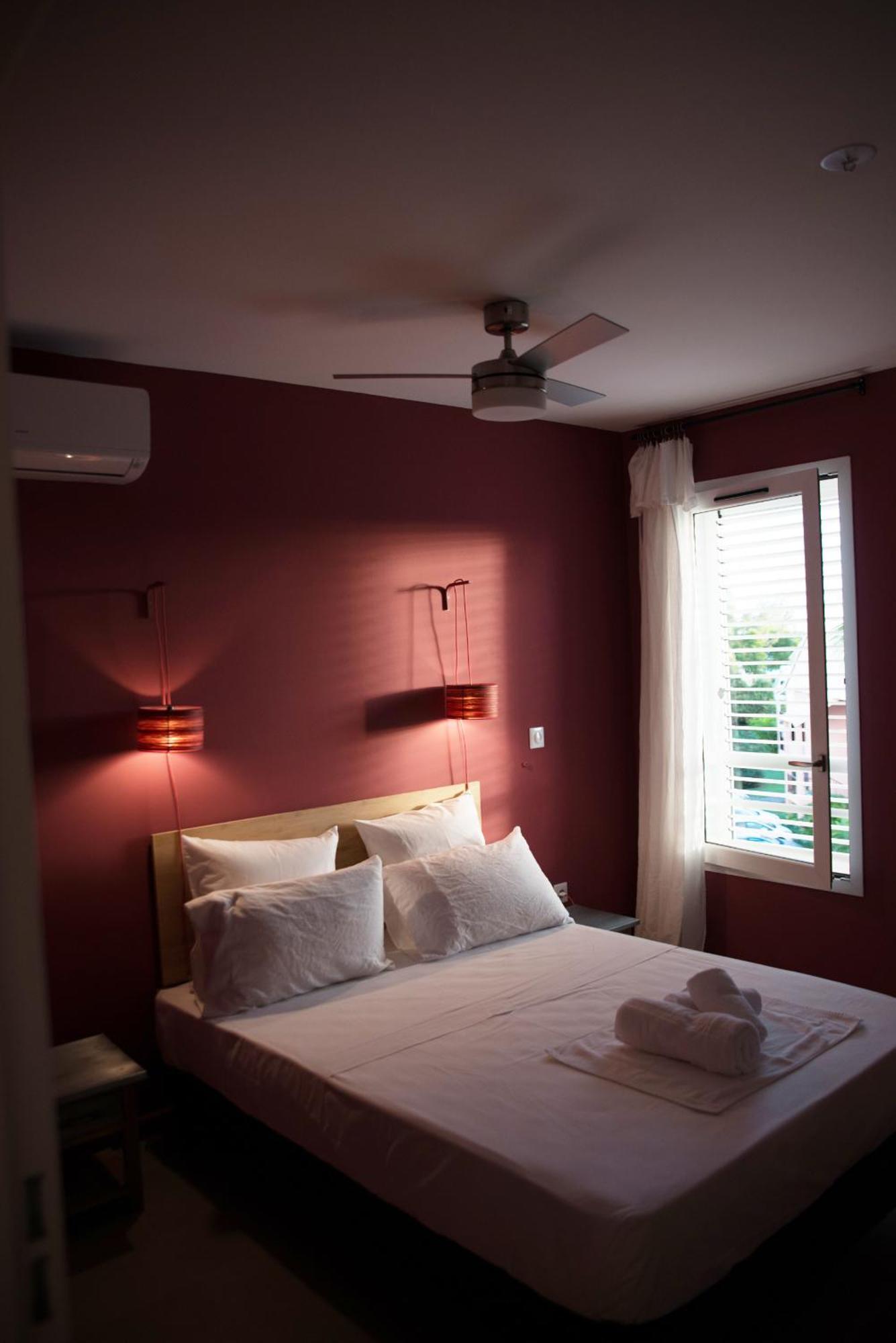 Escale Tropicale, Appart Vue Mer A 2 Min Du Lagon Apartment Saint-Gilles-les Bains Bagian luar foto